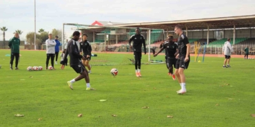 Kocaelispor’un başarılı futbolcusu Joseph Nonge: "Hocamız nerede isterse oynarım"