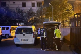 Sancaktepe’de yol verme kavgasında trafik güvenliğini tehlikeye düşüren iki sürücü yakalandı