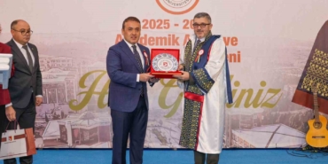 BŞEÜ’de Akademik Yıl Açılışı ve Cübbe Giyme Töreni düzenlendi