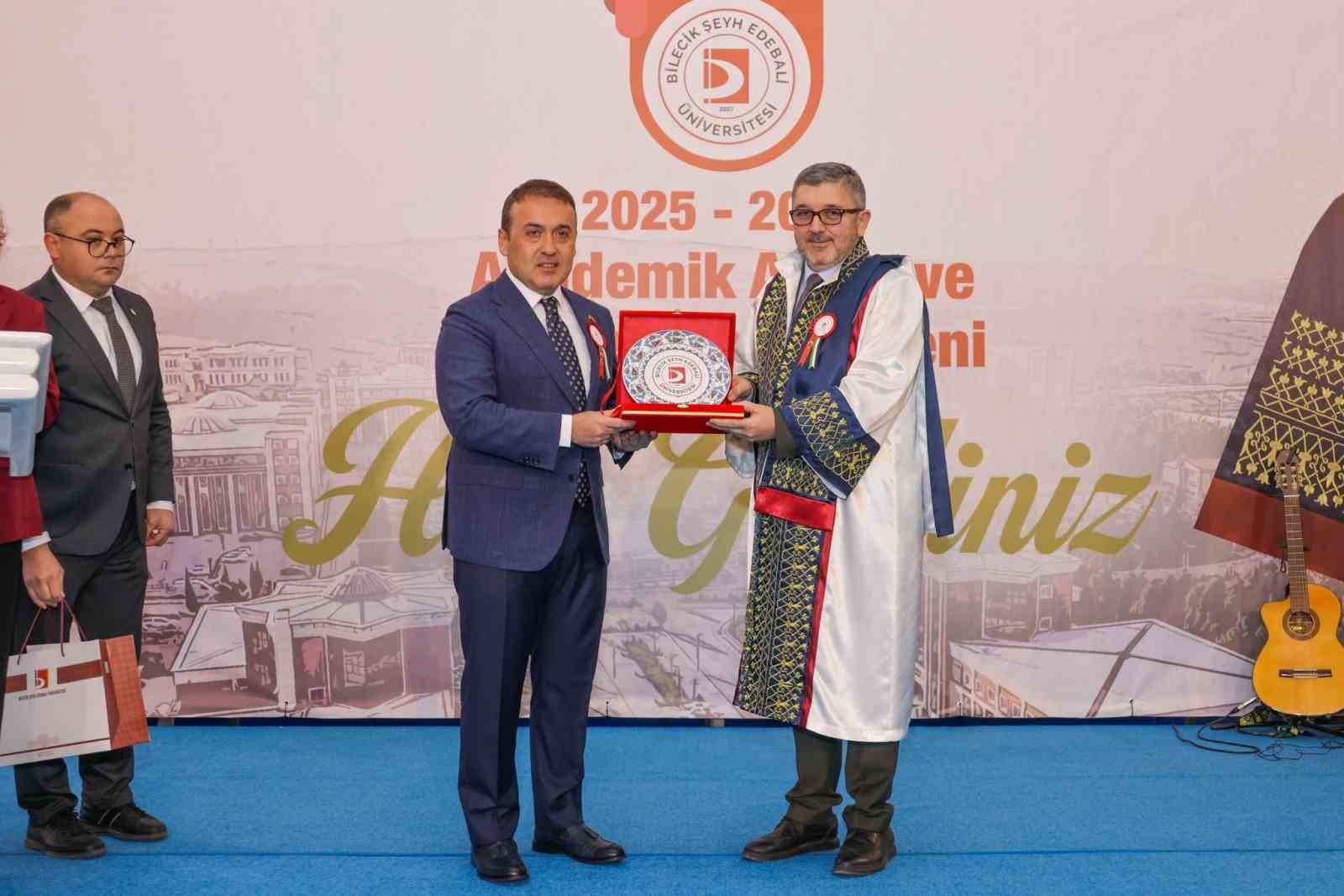 BŞEÜ’de Akademik Yıl Açılışı ve Cübbe Giyme Töreni düzenlendi