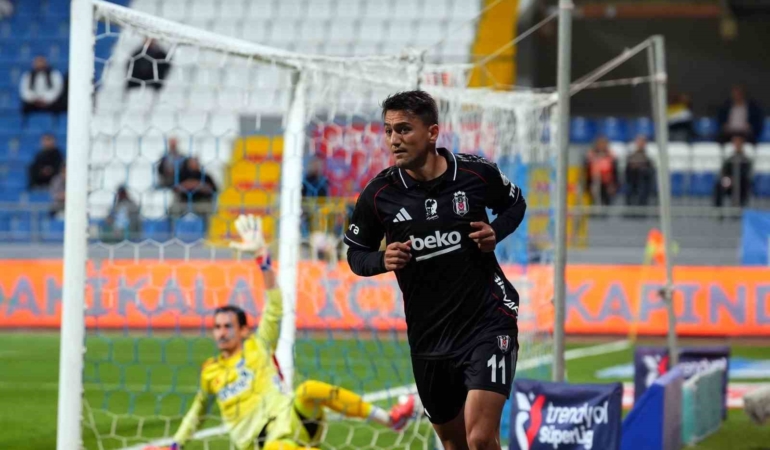 Cengiz Ünder, siyah-beyazlı formayla 3. golünü attı