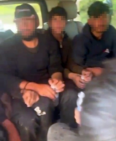 Polisten göçmen kaçakçılığı operasyonu: 3 organizatör ve 9 düzensiz göçmen yakalandı