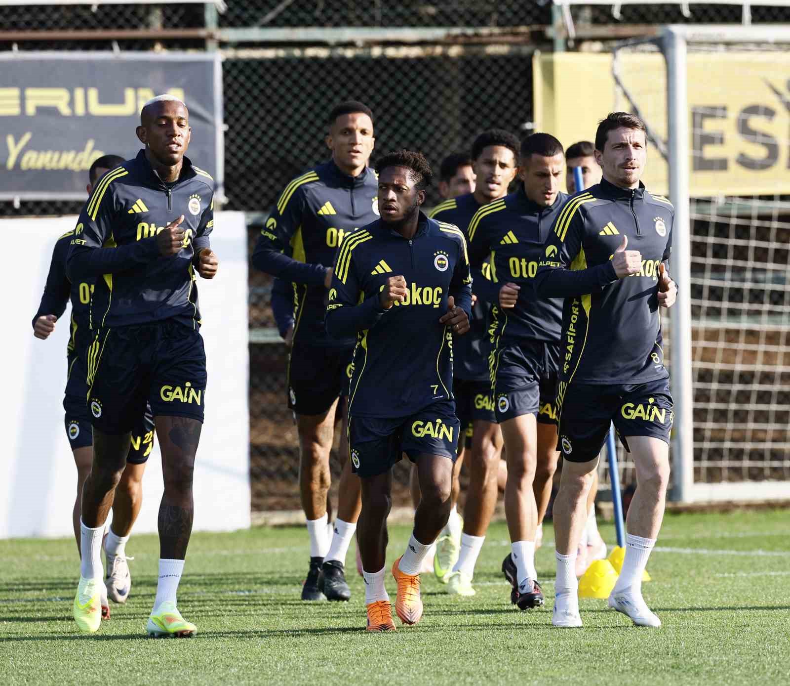 Fenerbahçe, Fatih Karagümrük maçı hazırlıklarını sürdürdü