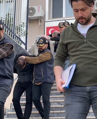 İstanbul’da 6 milyonluk araç kiralama dolandırıcılığı yapan şüphelilere operasyon: 5 gözaltı