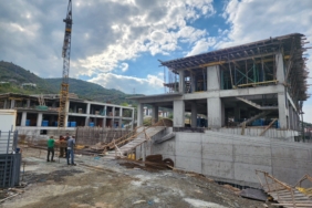 Gölcük’te eğitim yatırımları bir bir tamamlanıyor