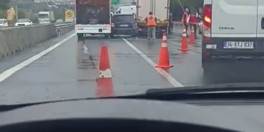 TEM Otoyolu’nda zincirleme kaza: Aracını çekmek isterken yeniden kaza yaptılar