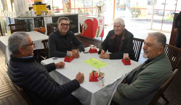 Osmangazi’de briç turnuvası göz doldurdu