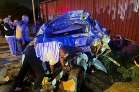 Şoför mahalli dışında hiçbir şey kalmadı: Yaralı sürücü yürüyerek ambulansa gitti