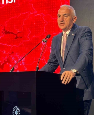 Kültür ve Turizm Bakanı Mehmet Nuri Ersoy üçüncü çeyrek turizm verilerini açıkladı