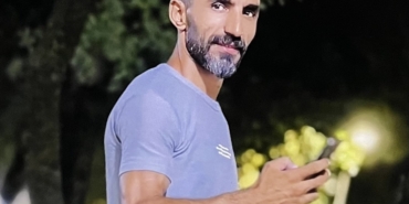 Bursa’da göçük altında hayatını kaybeden iki kardeşin yakınları hastaneye akın etti