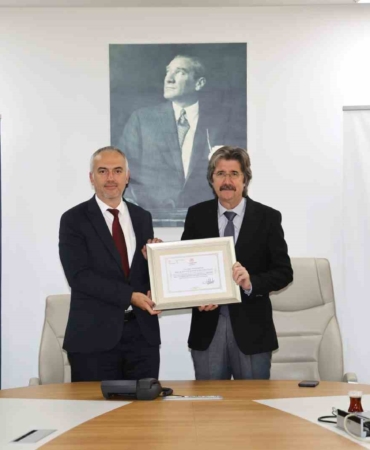 İl Sağlık Müdürlüğü’nden BUÜ’ye özel sertifika