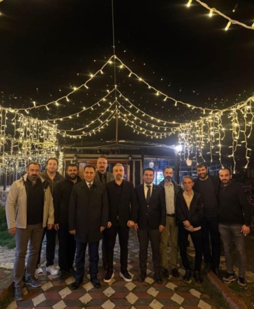 Bilecik Aile ve Sosyal Hizmetler voleybol takımına başarı kutlaması