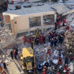 Gebze’de çöken binada enkaz altında kalan aile fertlerinin kimlikleri belli oldu