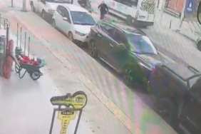 Ümraniye’de feci kaza: Motosiklet yayaya çarptı