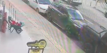 Ümraniye’de feci kaza: Motosiklet yayaya çarptı