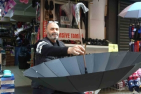 Ne tamir ne satış kaldı: Kocaeli’nin son şemsiye ustası ayakta kalmaya çalışıyor