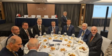 Bakan Tekin: "Sınavlarda yapay zeka destekli açık uçlu sorular olacak"