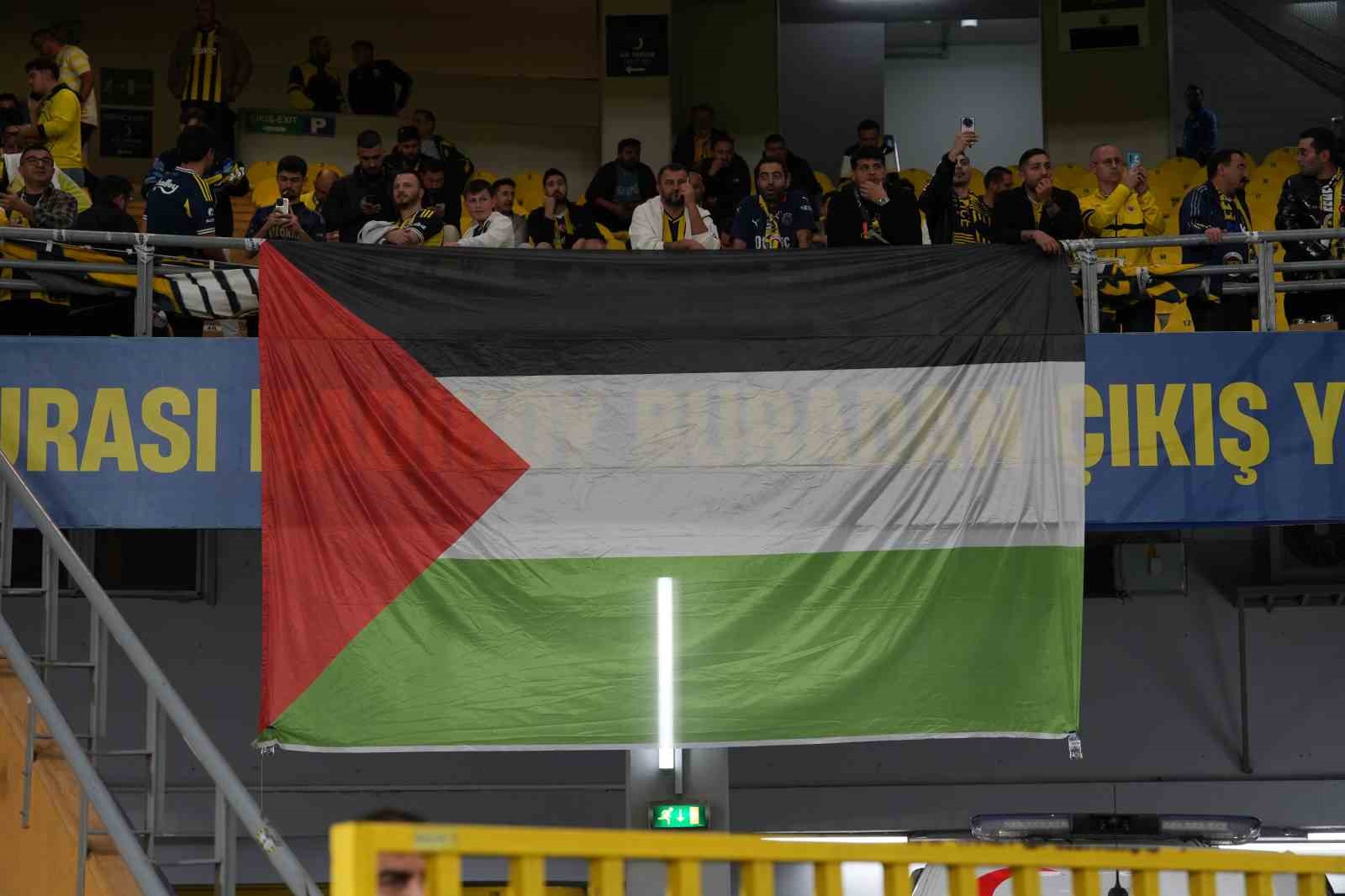 UEFA Avrupa Ligi: Fenerbahçe: 1 - Nice: 0 (Maç devam ediyor)