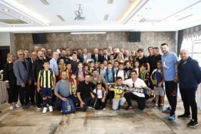 Fenerbahçe, gittiği deplasmanlardaki okullara kırtasiye malzemesi desteği verecek