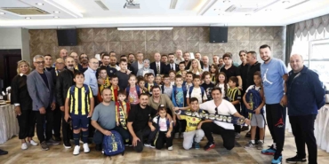 Fenerbahçe, gittiği deplasmanlardaki okullara kırtasiye malzemesi desteği verecek
