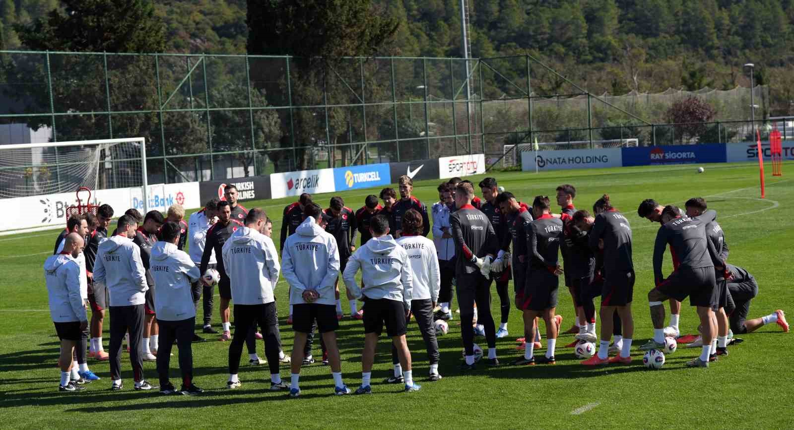 A Milli Futbol Takımı, Bulgaristan maçı hazırlıklarını tamamladı