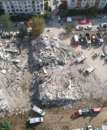 Yalova’da gerçeğini aratmayan deprem tatbikatı