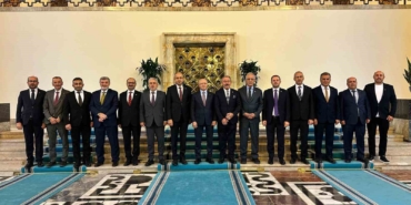 AK Parti Bursa’da iki ilçe başkanlığına yeni atama