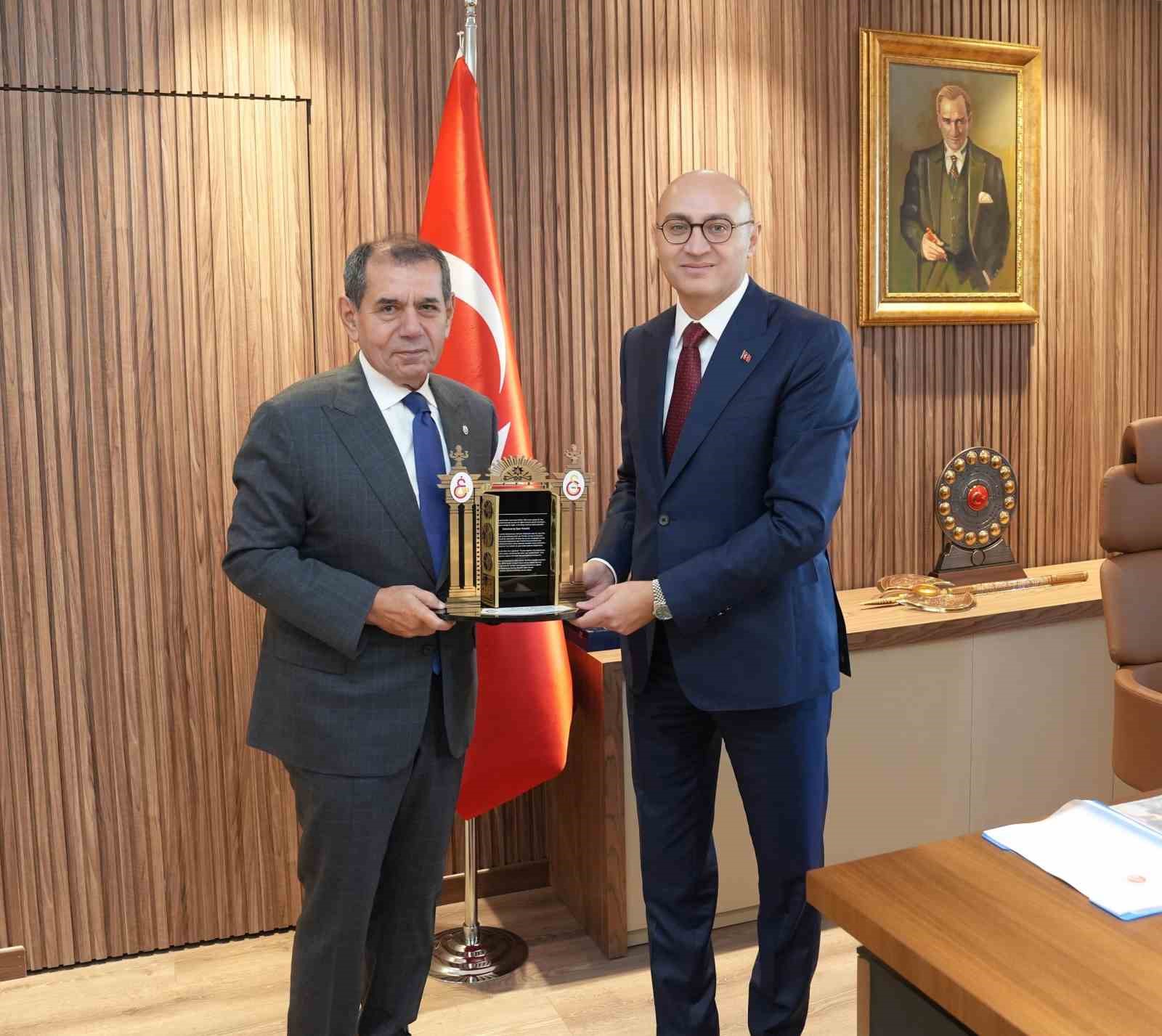 Galatasaray Başkanı Dursun Özbek’ten Cumhuriyet Başsavcısı Barış Duman’a ziyaret