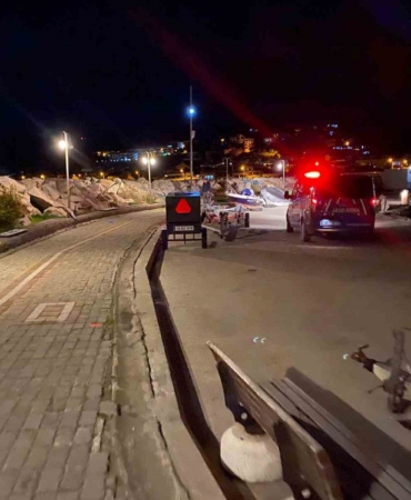 Ayvacık’ta bir kişi kayalıklarda ölü bulundu