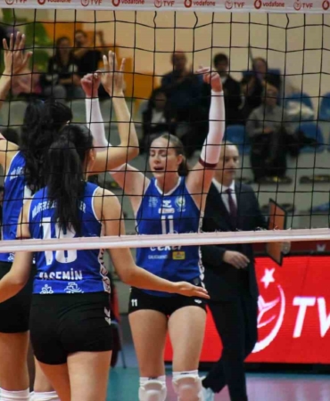 Nilüfer Belediyespor Aras Spor’u 3-2 mağlup etti