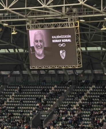 Kocaelispor, Gri Koray’ı unutmadı