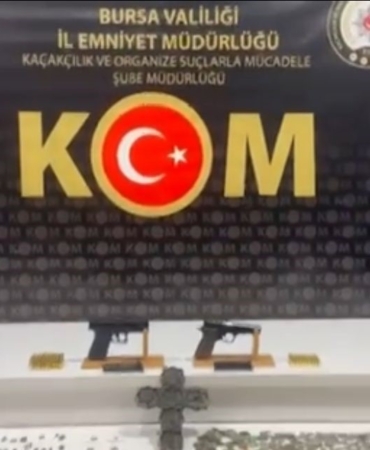 Yatak odasından Bizans ve Osmanlı dönemine ait hazine çıktı