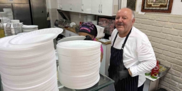 Gariban pilavcısı ‘Haluk Baba’ öğrencilerin ve dar gelirlilerin uğrak noktası