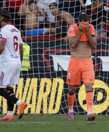 Barcelona, sezonun ilk mağlubiyetini farklı kaybederek aldı