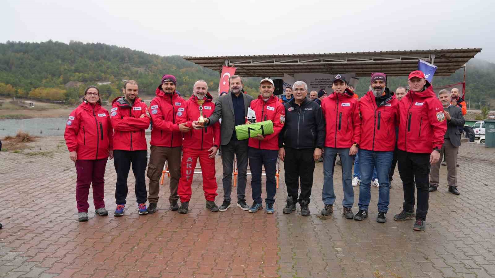 Arama kurtarma ekipleri Ericek Adrenalin Park’ta yarıştı