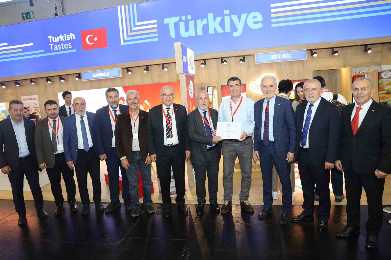 Türkiye’nin öncü piliç markalarından Gedik Piliç, ANUGA 2025’te yerini aldı