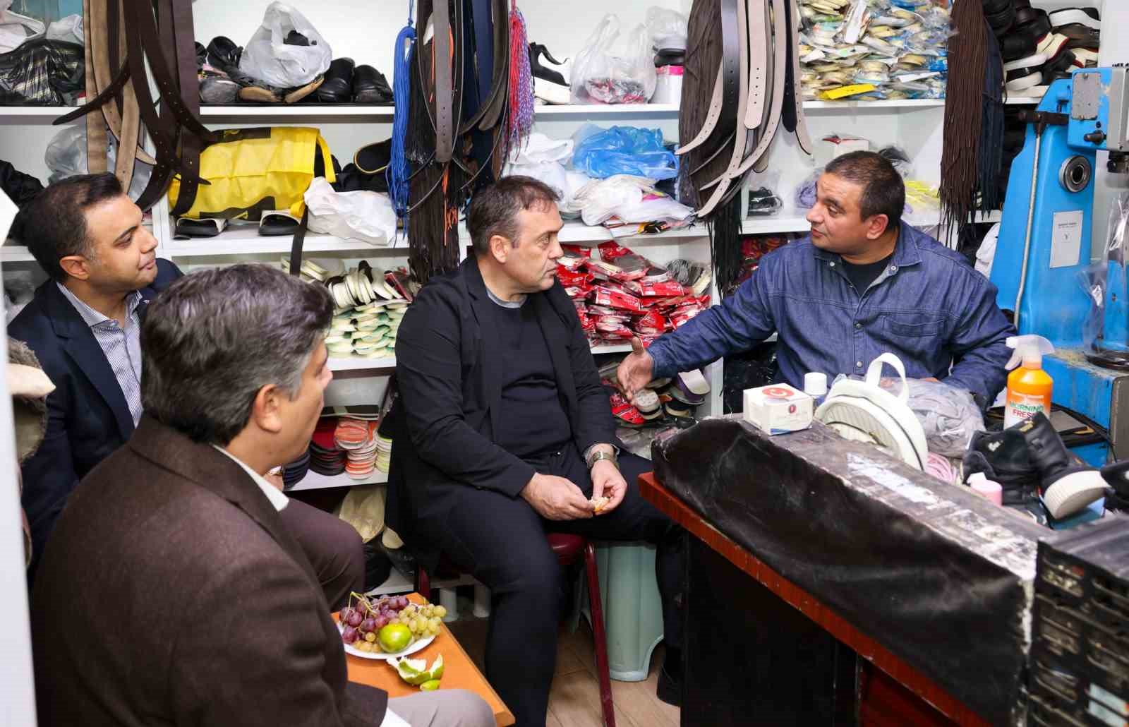 Yılın Ahisi Enis İnönlü’ye ziyaret