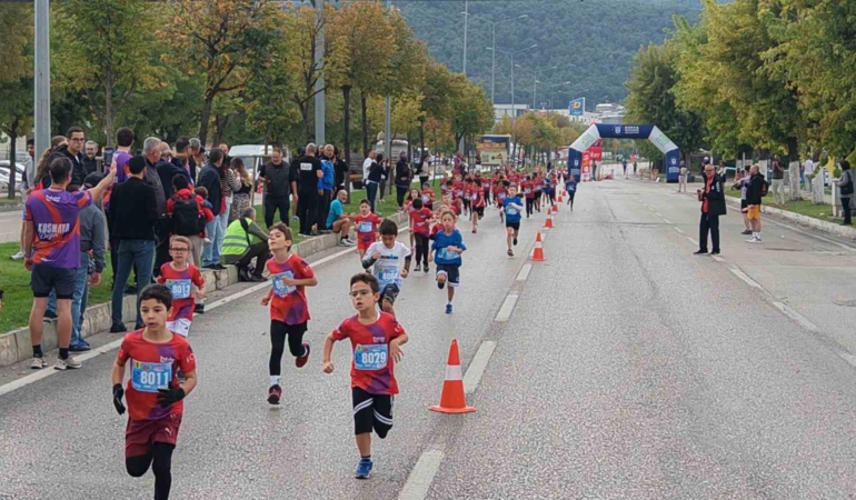 12. Eker I Run, Bursa’da büyük bir spor şölenine dönüştü