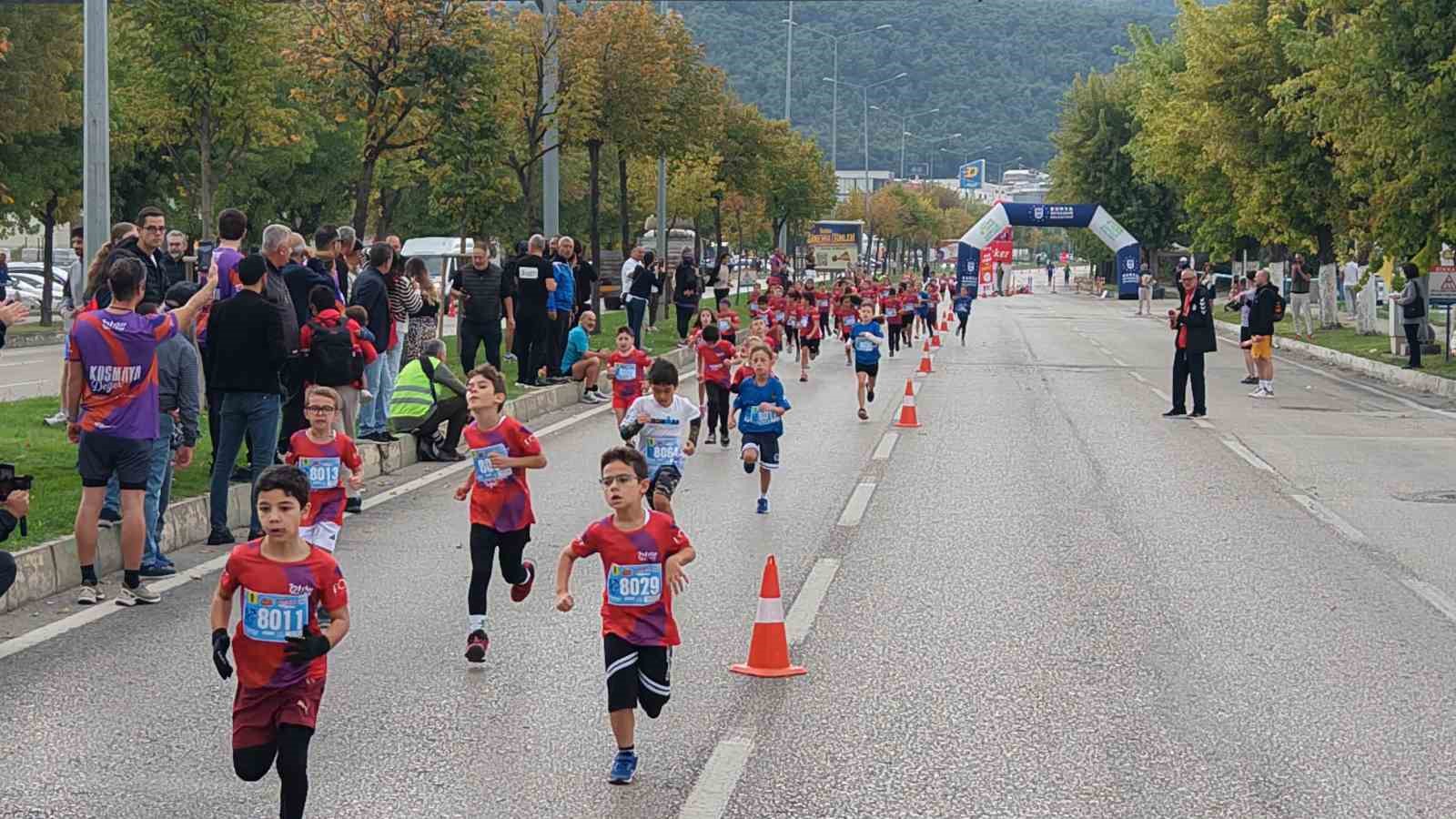 12. Eker I Run, Bursa’da büyük bir spor şölenine dönüştü