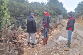 Gökçeada’da zarar gören ekili ve dikili alanlarda hasar tespit çalışmaları devam ediyor