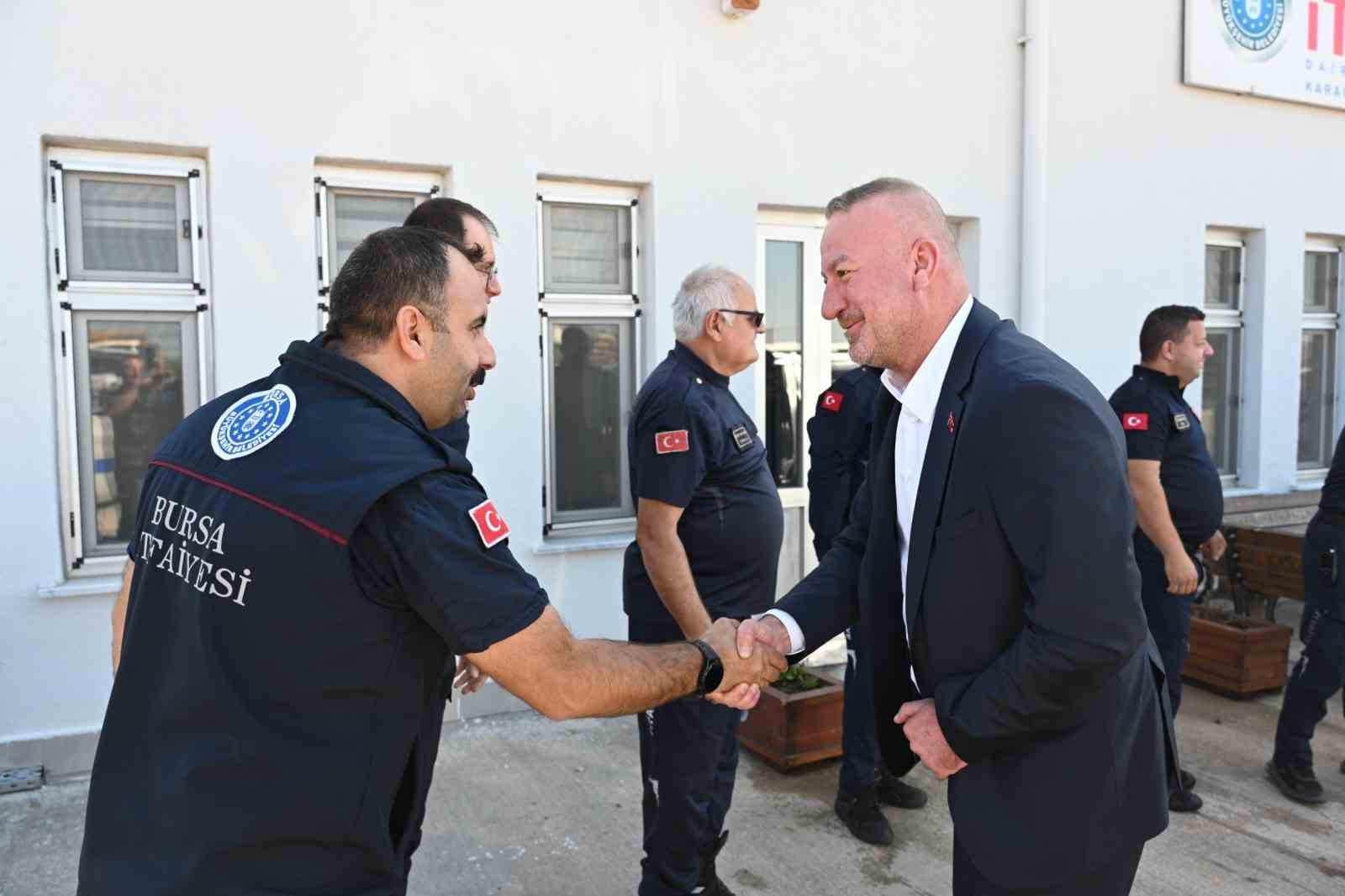 Karabatı: "Kahraman itfaiyecilerimizin her zaman yanındayız"