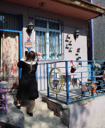 Üsküdar’daki "90’lar Evi’ ziyaretçilerini zamanda yolculuğa çıkarıyor