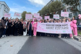 Bahçelievler Belediye Başkanı Bahadır motosiklete bindi, meme kanserine dikkat çekti