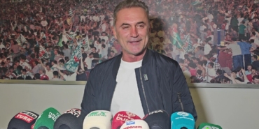 Tahsin Tam: "Ağlamamak için kendimi zor tuttum"