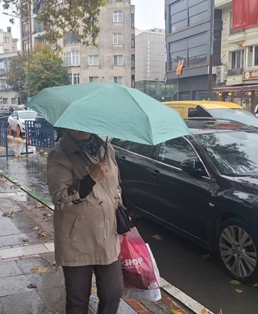 Meteoroloji uyarmıştı: Kırklareli’de sağanak yağış etkili oluyor