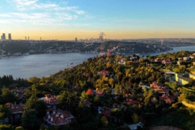 İstanbul Boğazı’nda gün batımında mest eden sonbahar manzarası