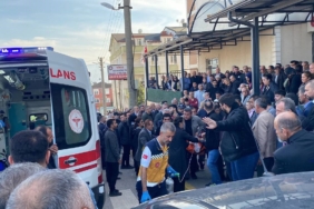 Babasının cenazesinde dayısını da kaybetti