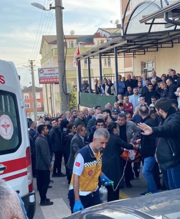 Babasının cenazesinde dayısını da kaybetti