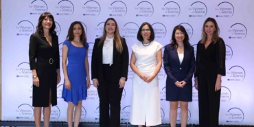 ‘Bilim Kadınları İçin’ Programı’nın 20 yılı aşan yolculuğu kitap oldu