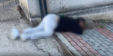 Yalova’da eşini sokak ortasında öldürdü